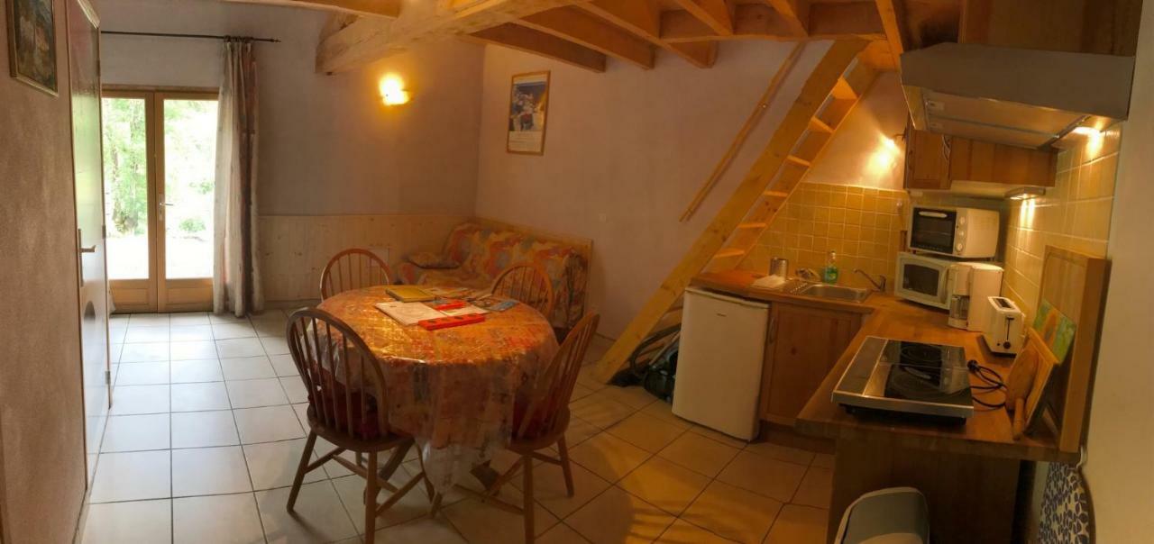 فيلا Moulin De Record Ferrieres  المظهر الخارجي الصورة